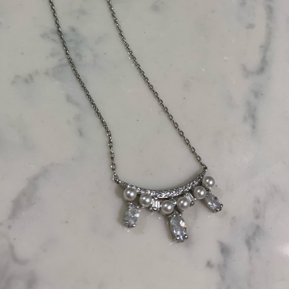 Henri Bendel pearl diamond necklace